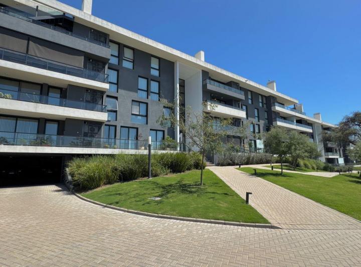 Departamento · 120m² · 4 Ambientes · 1 Cochera