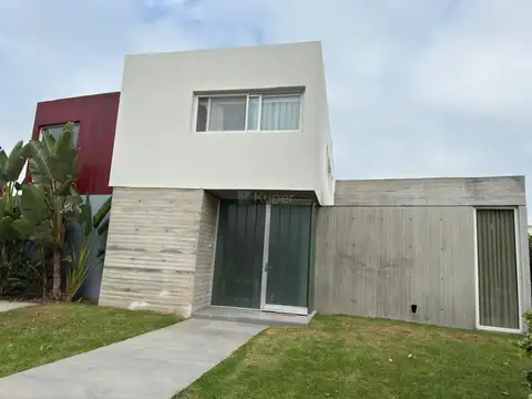 Casa en Alquiler en Ayres Plaza, Countries y Barrios Cerrados en Pilar