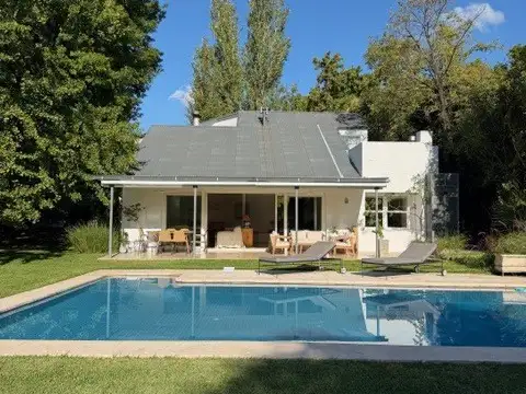 Casa en Alquiler en Highland Park Country Club, Del Viso