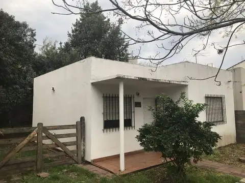 Casa en Alquiler en Adrogue, Partido de Almirante Brown