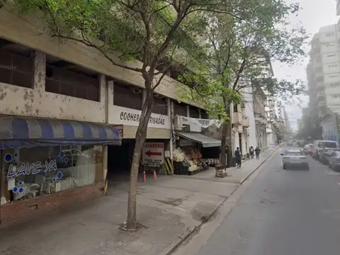 Cochera en Venta en Martin, Rosario