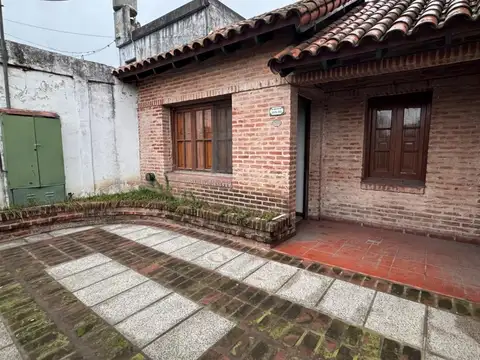 Casa en Alquiler en Ingeniero Adolfo Sourdeaux, Partido de Malvinas Argentinas