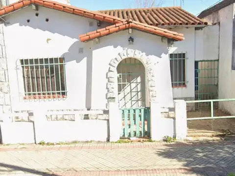 Casa en Alquiler en Centro / Microcentro, Lomas de Zamora