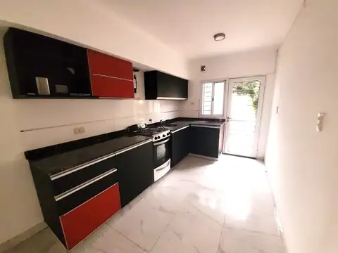 Casa en Venta en Barrio Diaz Velez, San Lorenzo