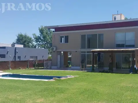Casa en Alquiler en San Sebastian, Countries y Barrios Cerrados en Escobar