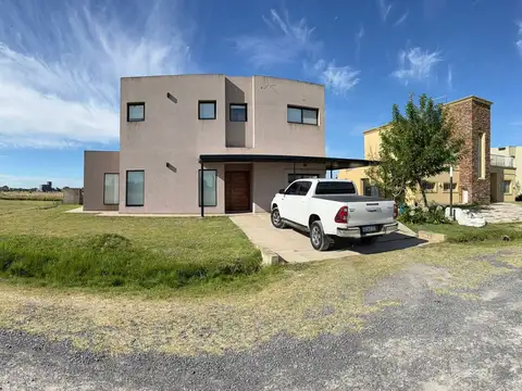 Casa en Alquiler en Coronel Brandsen, Partido de Brandsen