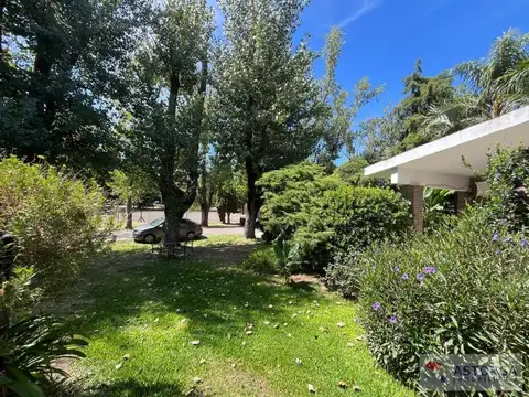 Casa en Alquiler en San Carlos Country Club, Countries y Barrios Cerrados en Malvinas Argentinas