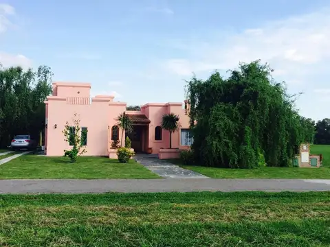 Casa en Alquiler en Casuarinas Del Pilar, Countries y Barrios Cerrados en Pilar