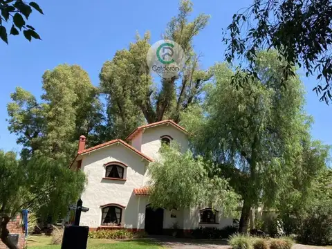 Casa en Alquiler en Campos De Alvarez, Countries y Barrios Cerrados en Francisco Alvarez