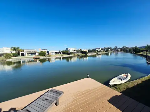 Casa en Alquiler en Santa Isabel, Countries y Barrios Cerrados en Escobar