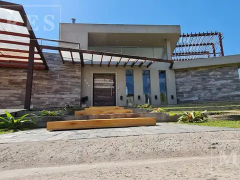 Casa en Alquiler en Haras Santa Maria, Countries y Barrios Cerrados en Escobar