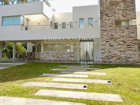 Casa en Alquiler en San Diego Country Club, Countries y Barrios Cerrados en Moreno