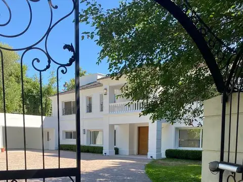 Casa en Alquiler en Highland Park Country Club, Del Viso
