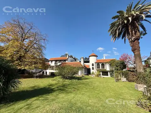 Casa en Alquiler en Martinez Libertador / Rio, Martinez