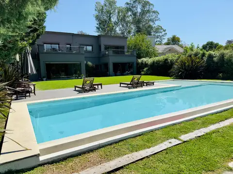Casa en Alquiler en Abril Club De Campo, Countries y Barrios Cerrados en Berazategui