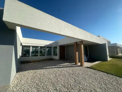 Casa en Alquiler en Prados del Oeste, Countries y Barrios Cerrados en Moreno