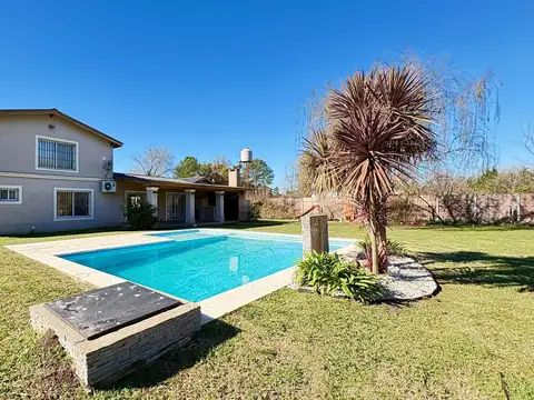 Casa en Alquiler en Parque Jularó, Exaltacion de la Cruz