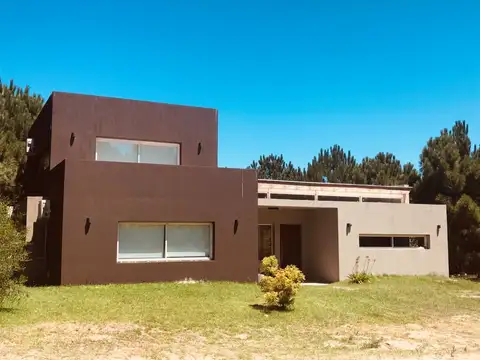 Casa en Alquiler en Costa Esmeralda, Partido de La Costa