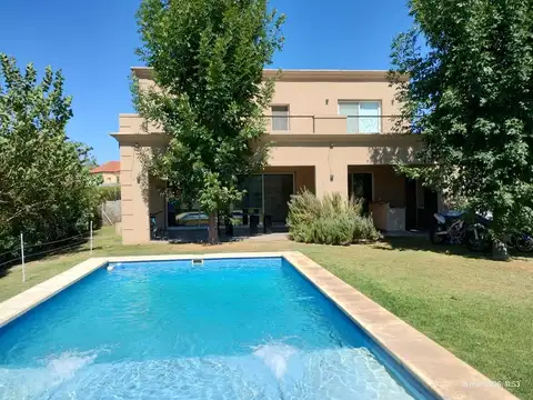 Casa en Alquiler en Haras Santa Maria, Countries y Barrios Cerrados en Escobar