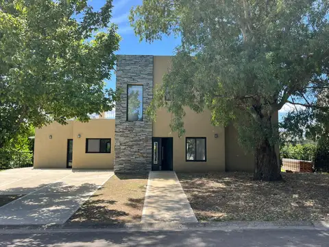 Casa en Alquiler en Haras Santa Maria, Countries y Barrios Cerrados en Escobar