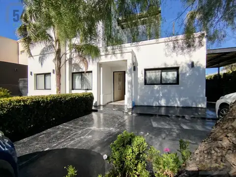 Casa en Alquiler en Pilar del Este - San Ramiro, Countries y Barrios Cerrados en Pilar