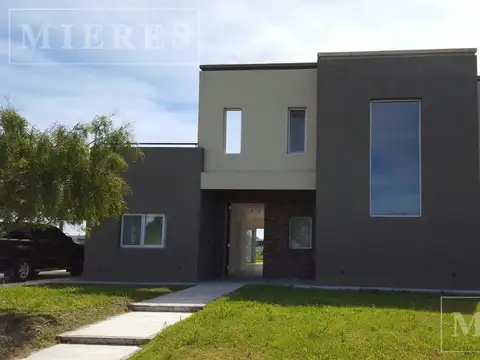 Casa en Alquiler en El Canton - Norte, Countries y Barrios Cerrados en Escobar