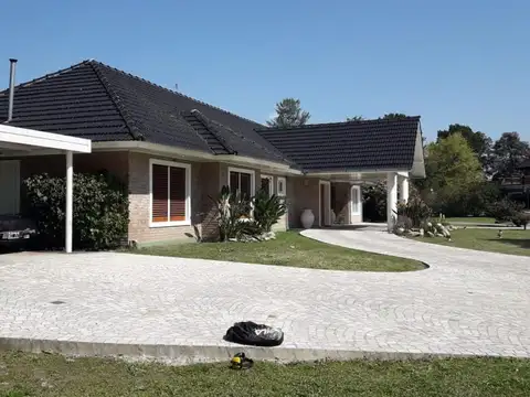 Casa en Alquiler en Boca Raton, Countries y Barrios Cerrados en Pilar