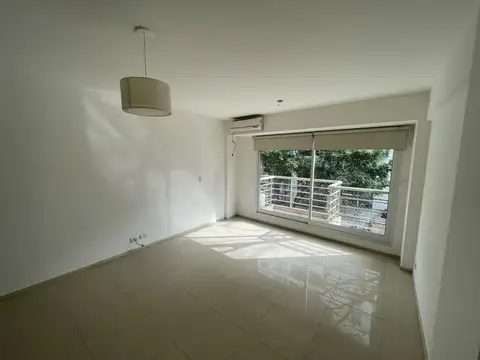 Departamento en Alquiler en Coghlan, Capital Federal