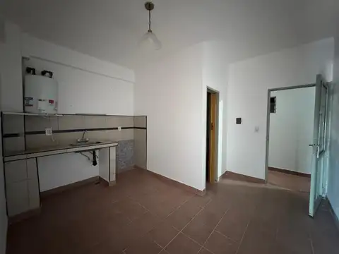 Departamento en Alquiler en Isidro Casanova, Partido de La Matanza