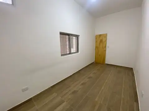 Departamento en Alquiler en Isidro Casanova, Partido de La Matanza