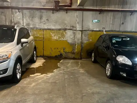 Cochera en Venta en Monserrat, Capital Federal