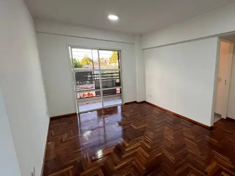 Departamento en Alquiler en Moron Sur, Moron