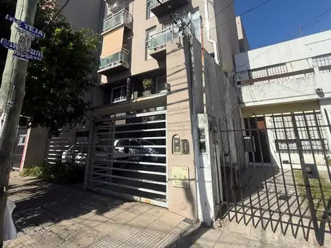 Departamento en Alquiler en Castelar Sur, Castelar
