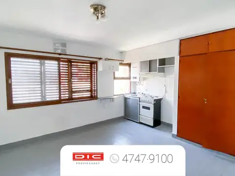 Departamento en Alquiler en San Isidro Vias / Rolon, San Isidro