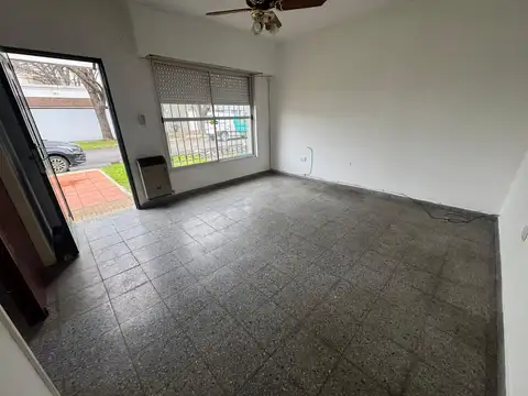 Casa en Alquiler en La Plata, Partido de La Plata