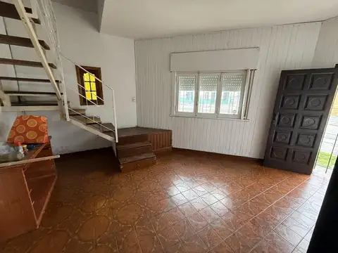 Casa en Alquiler en Villa Dominico, Partido de Avellaneda