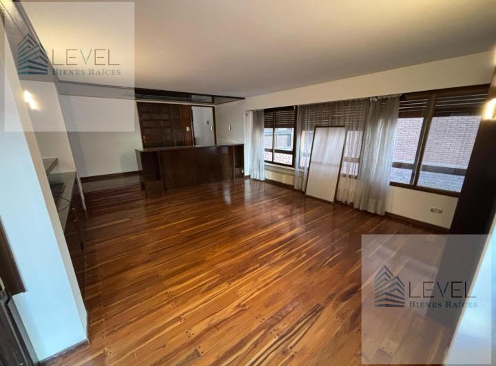 Departamento · 180m² · 5 Ambientes · 2 Cocheras
