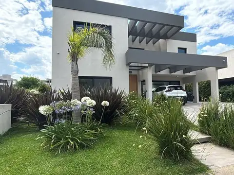 Casa en Alquiler en Lagoon Pilar, Countries y Barrios Cerrados en Pilar