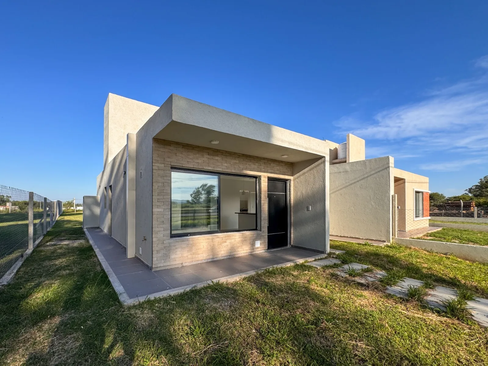 CASA A ESTRENAR EN PORTALES DEL TALA | LOTE 500 m² | ALTA GRACIA | USD 105.000