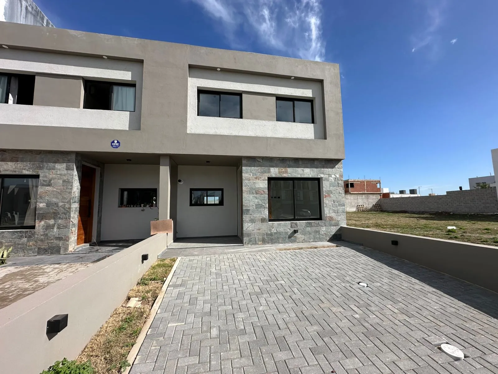 VENTA DUPLEX EN DOCTA, ETAPA 3 - 2 DORMITORIOS, A ESTRENAR