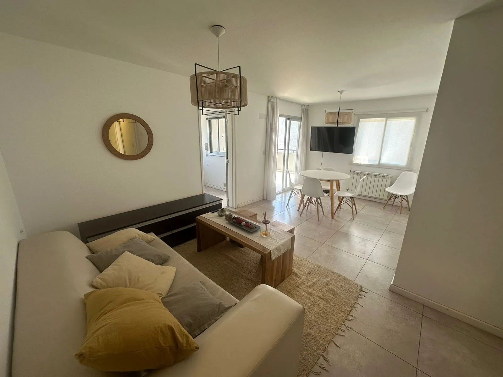 VENTA DEPARTAMENTO EN HOUSING LAS FLORES - 2 DORMITORIOS C/ AMPLIO BALCON
