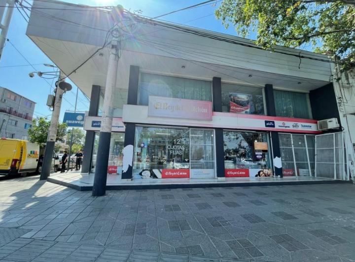 Casa · 550m² · 2 Ambientes