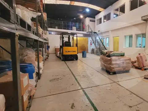 Galpón en Venta en Billinghurst, General San Martin