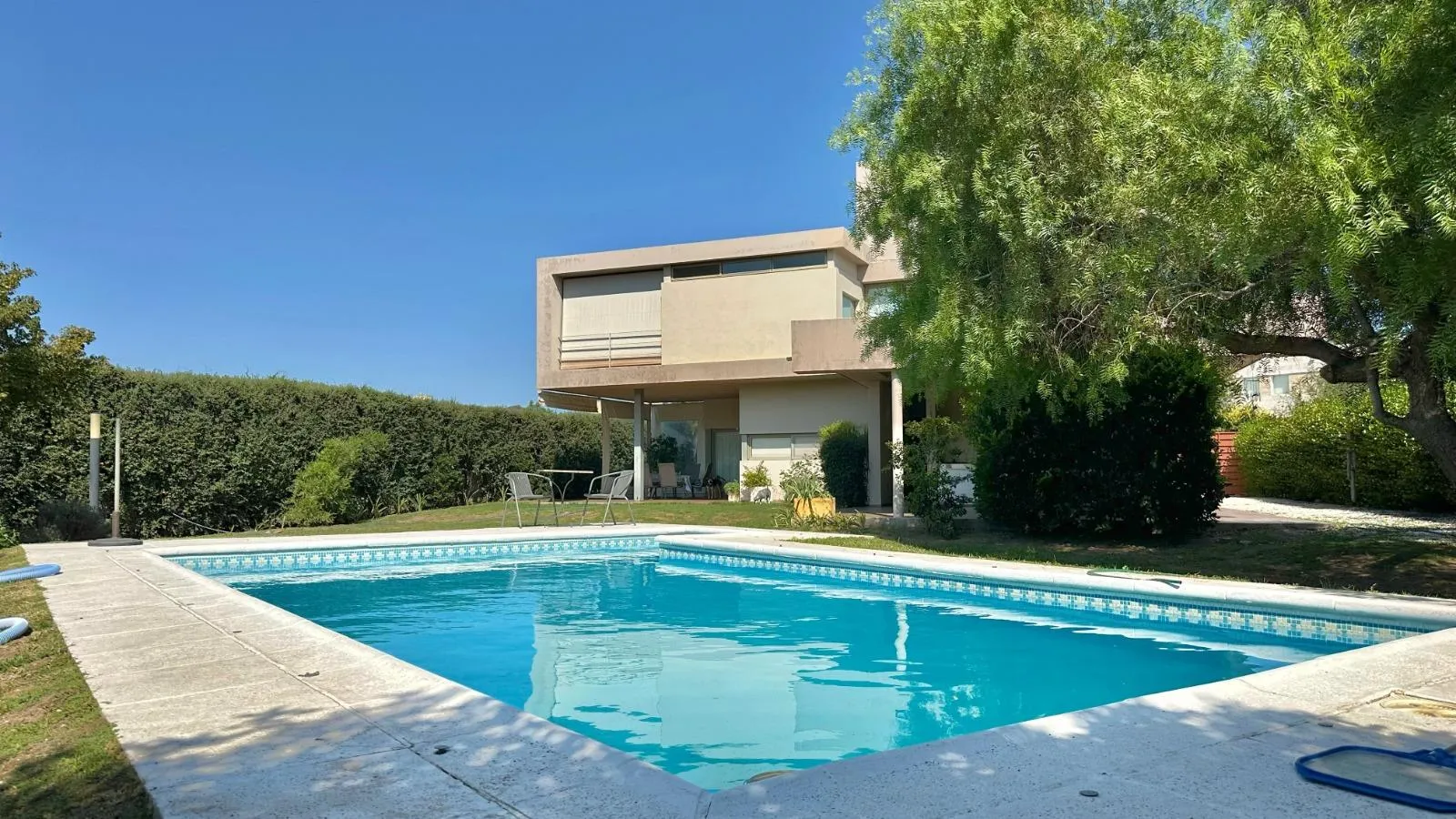 CASA 3 DORMITORIOS EN VENTA DE CATEGORÍA EN MANANTIALES COUNTRY CORDOBA