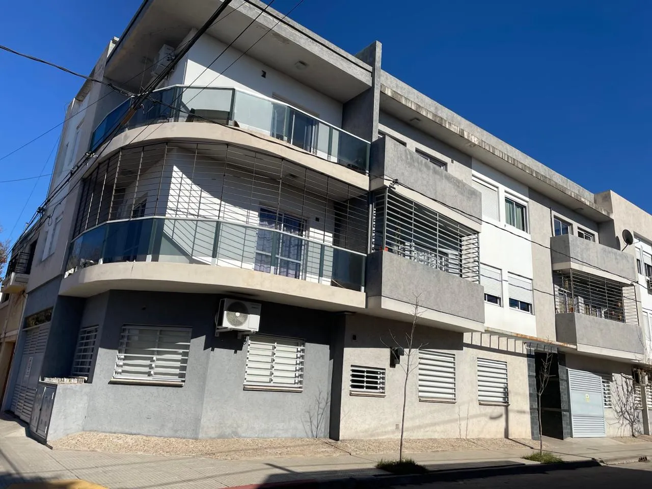 VENTA DEPARTAMENTO 2 DOR. ALTA CBA.!