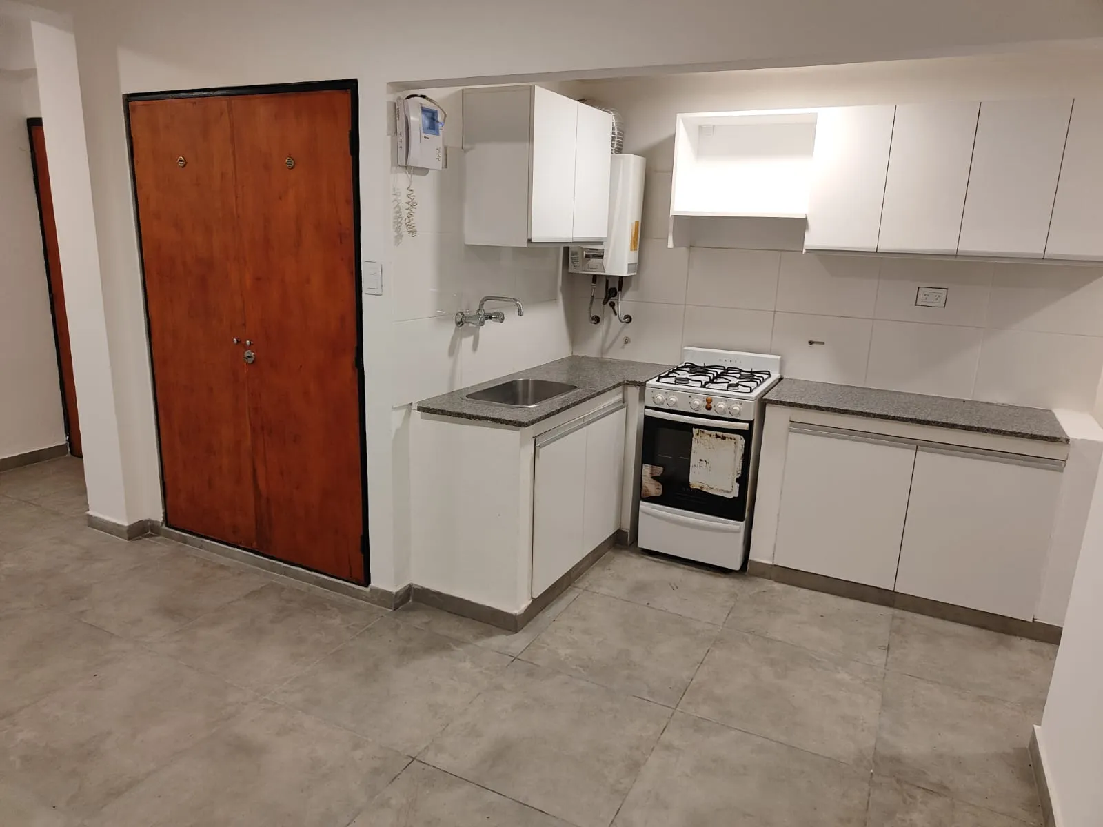 Oportunidad! Venta Pleno Centro Cordoba Dpto Interno un Dormitorio con renta