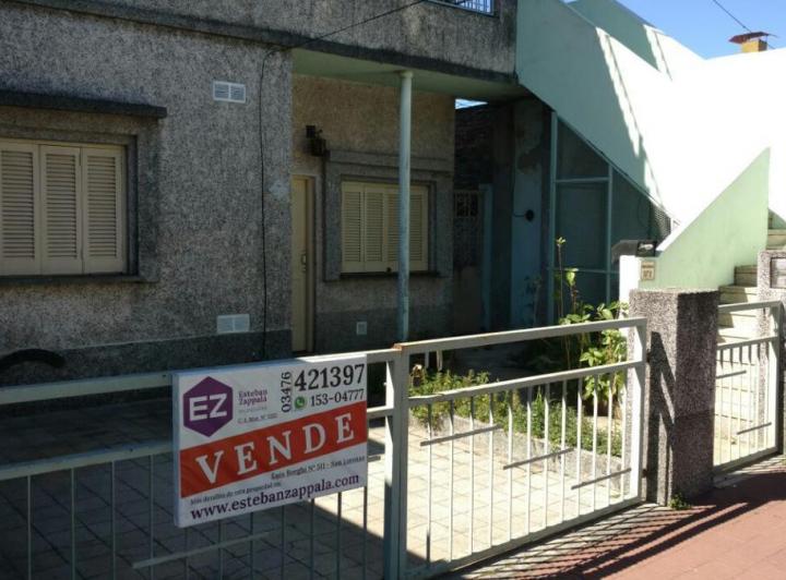 Casa · 120m² · 8 Ambientes · 1 Cochera