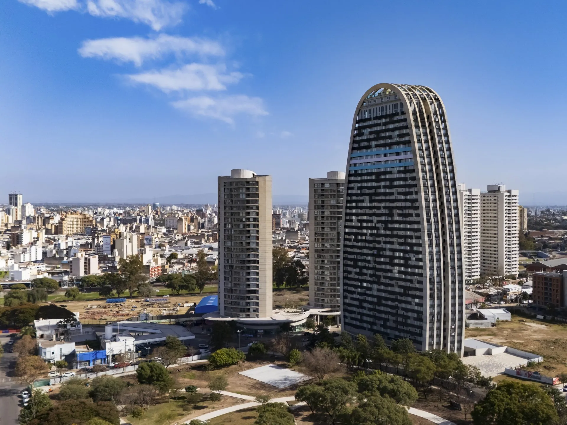 ALTO PAZ TOWER | 10 A