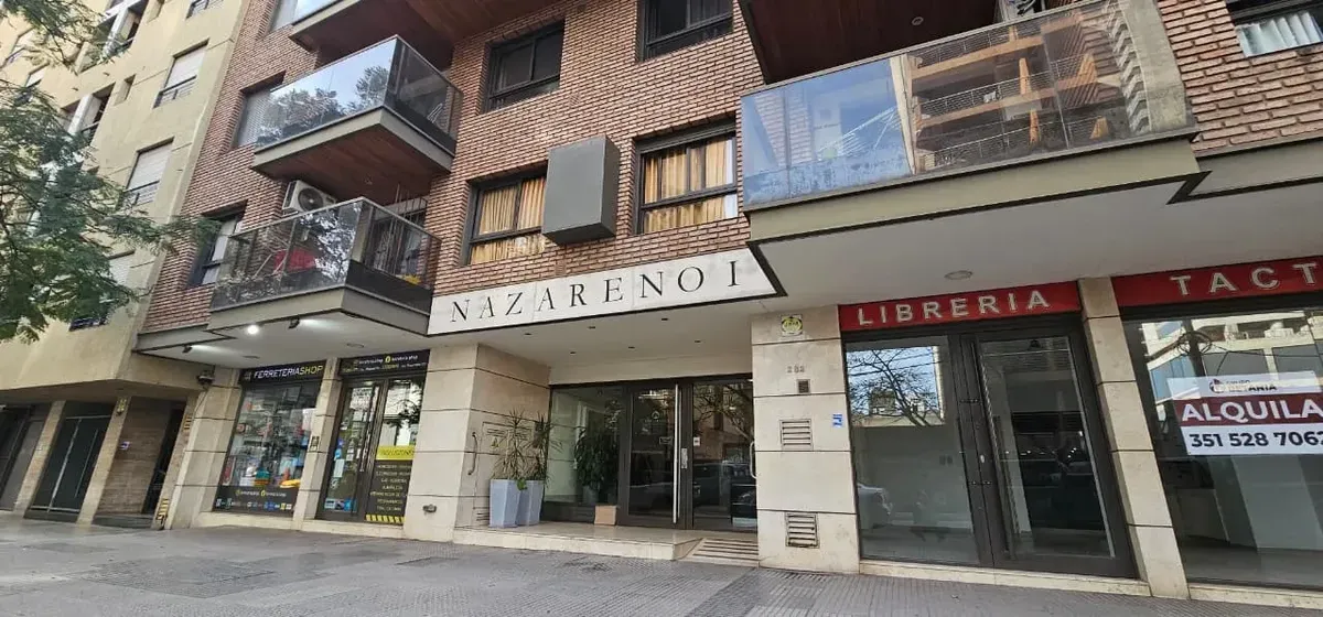 Departamento de Categoría en Alquiler -2 Dormitorios -Seguridad 24hs