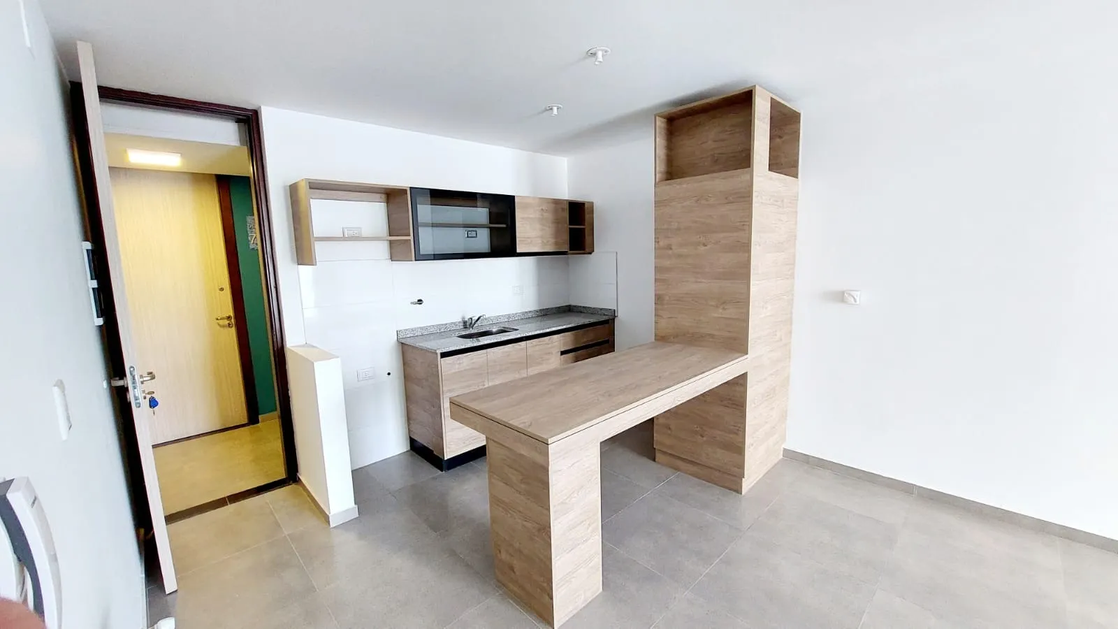 Venta: Departamento - 1 Dormitorio - Pileta y Cochera - Centro - Villa Carlos Pa